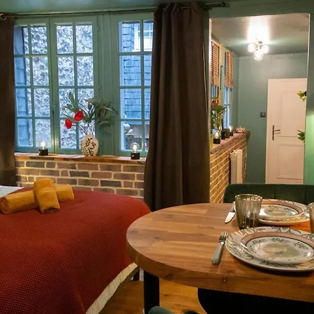 La Canopee D'honfleur, Place Sainte-catherine Apartman *