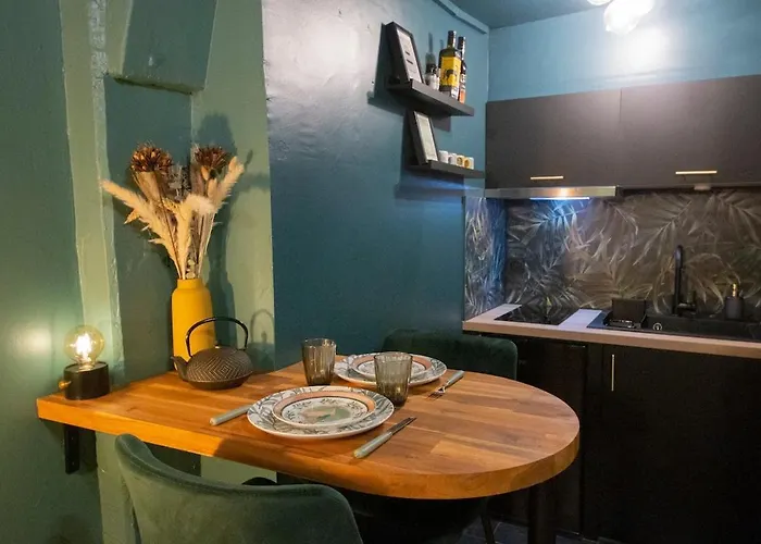 La Canopée D'honfleur, Place Sainte-catherine